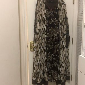 Long kameez, pants and dupatta